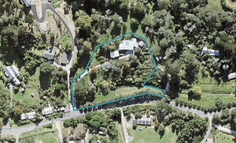 24 HOBBS Road, Matakatia, Whangaparaoa - Carousel 1