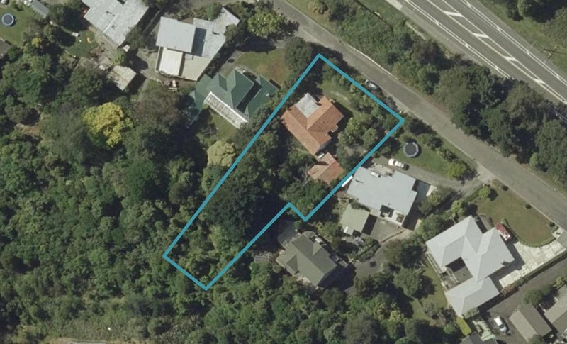 9 Williams Terrace, Fitzherbert, Palmerston North - Carousel 1