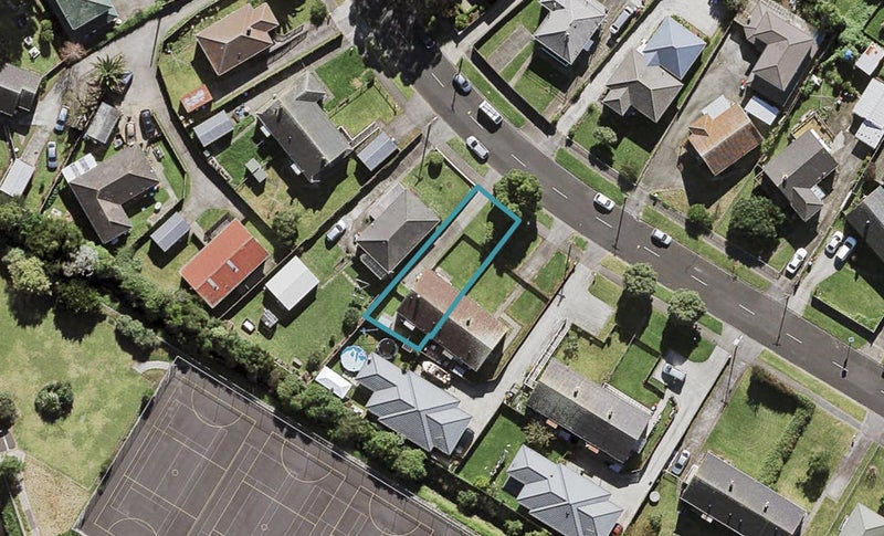 48 Bremner Avenue, Mount Roskill, Auckland - Carousel 1