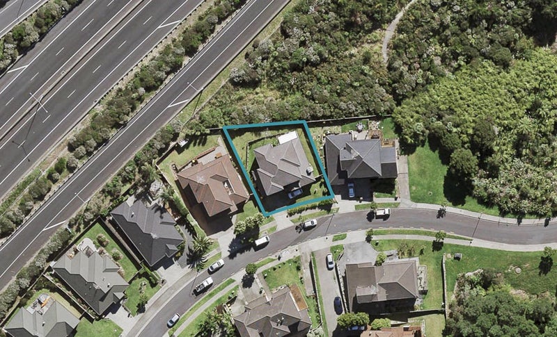 13 Spoonbill Place, Unsworth Heights, Auckland - Carousel 1