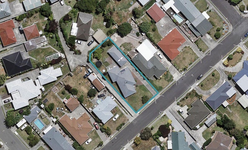 45 Menin Road, Onekawa, Napier - Carousel 1