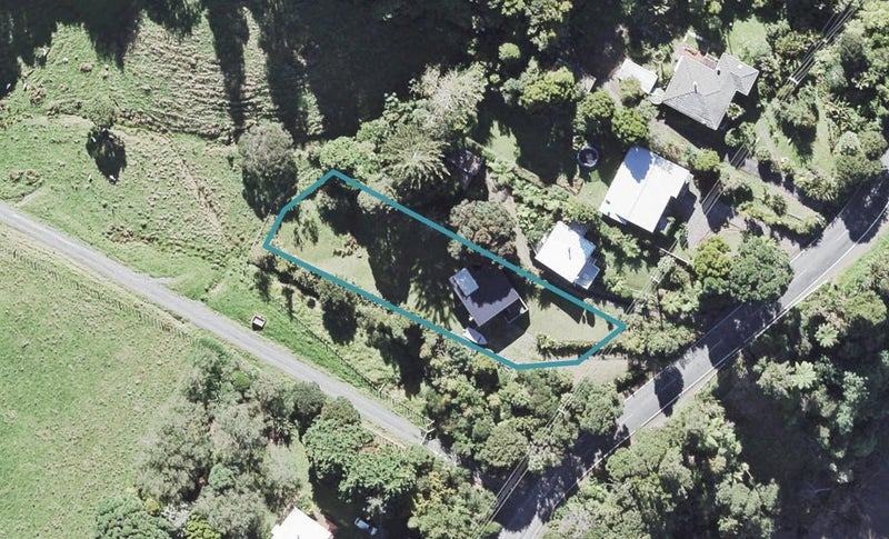 1274 Huia Road, Huia, Auckland - Carousel 1