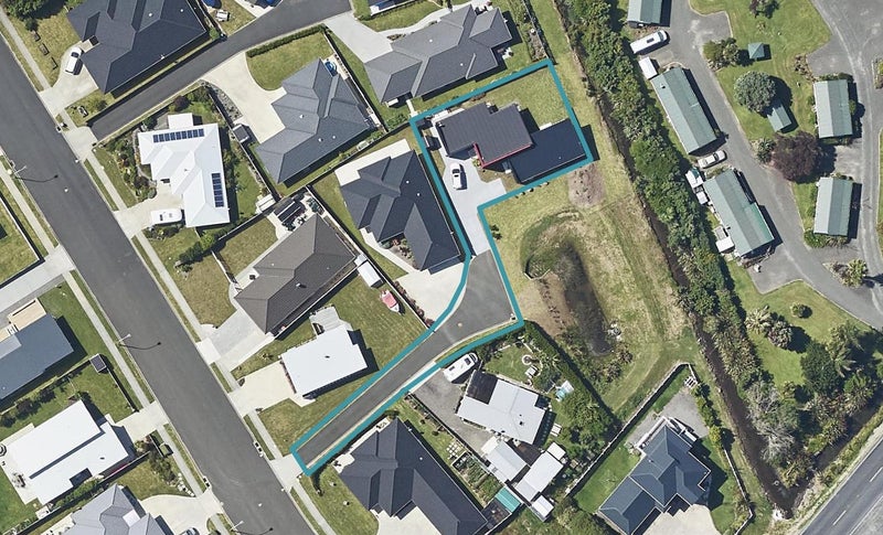 12 Reel Road, Athenree, Waihi Beach - Carousel 1