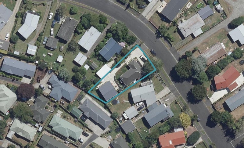 27 Lilac Street, Melville, Hamilton - Carousel 1