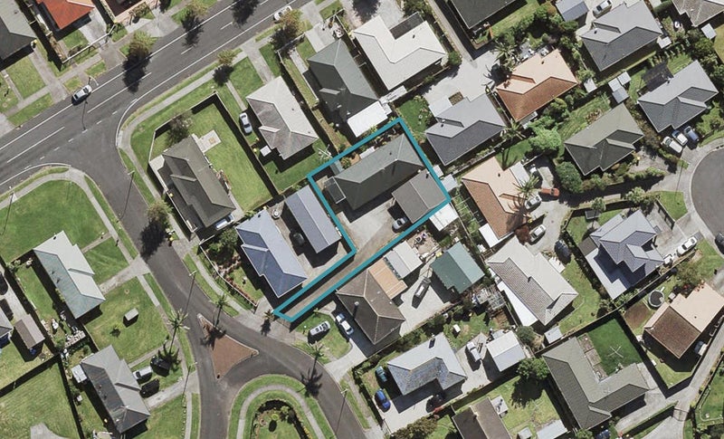 59 Tua Place, Favona, Auckland - Carousel 1