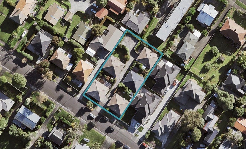 4/43 Alverston Street, Waterview, Auckland - Carousel 1