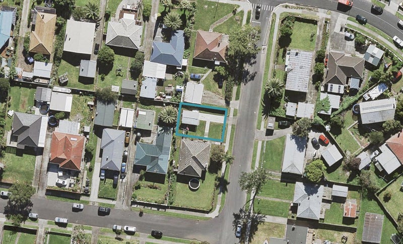 4 Tranent Road, Mangere, Auckland - Carousel 1