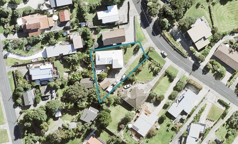 7 Rimu Road, Stanmore Bay, Whangaparaoa - Carousel 1