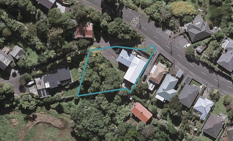 2/82 Mill Road, Lower Vogeltown, New Plymouth - Carousel 1