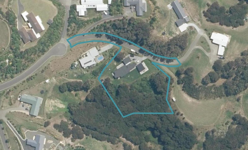 19 Heipipi Drive, Eskdale, Napier - Carousel 1