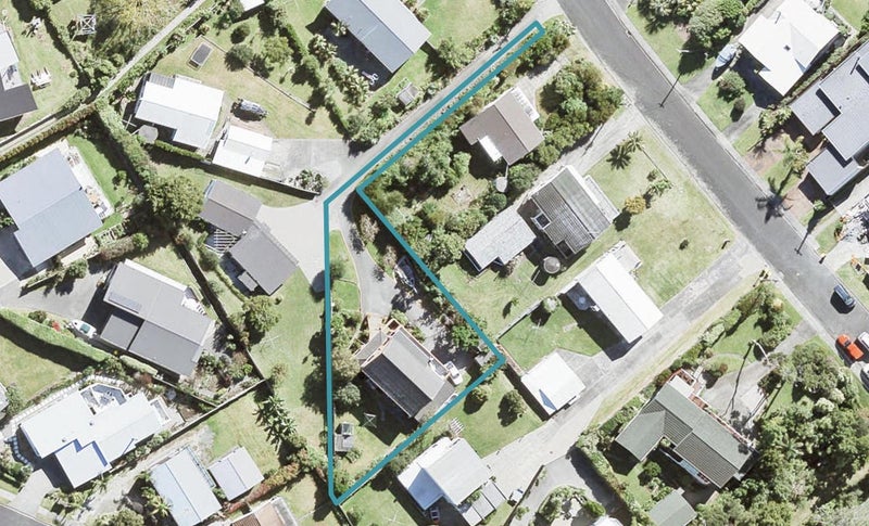 27 Deerness Crescent, Algies Bay, Warkworth - Carousel 1