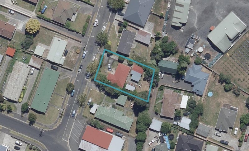 86 Aurora Terrace, Hillcrest, Hamilton - Carousel 1