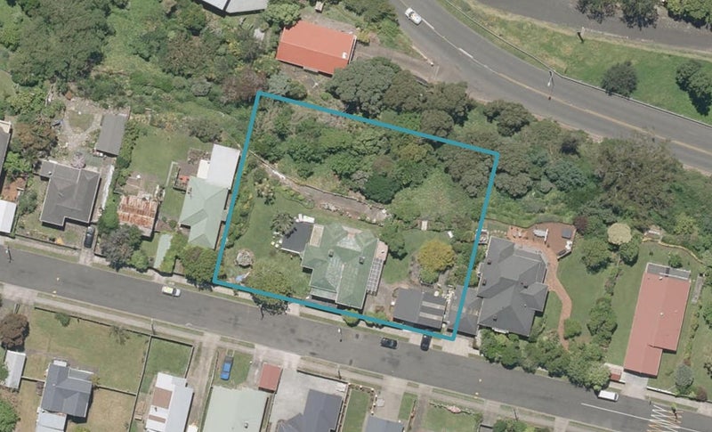 9 Stark Street, Durie Hill, Whanganui - Carousel 1