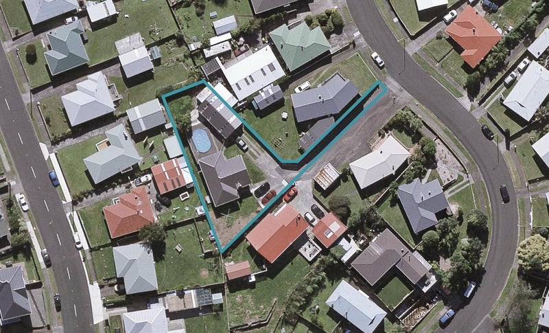 24A Clearmont Crescent, Blagdon, New Plymouth - Carousel 1
