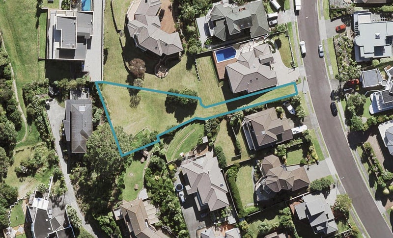 8 Marco Polo Avenue, Lynfield, Auckland - Carousel 1