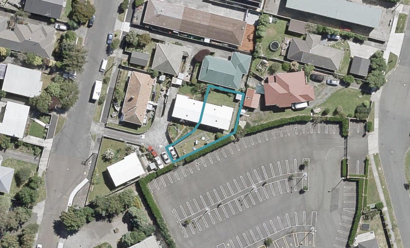 53 Leighton Avenue, Waiwhetu, Lower Hutt - Carousel 1