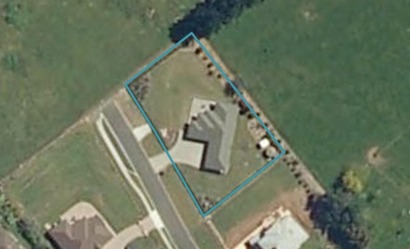 8 Church View Road, Waiau Pa, Pukekohe - Carousel 1
