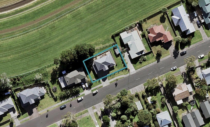 81 Wingate Street, Avondale, Auckland - Carousel 1