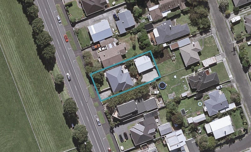 179 Coronation Avenue, Welbourn, New Plymouth - Carousel 1