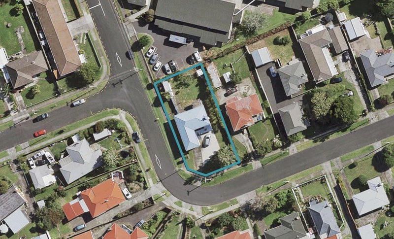 35 Tawa Crescent, Manurewa, Auckland - Carousel 1