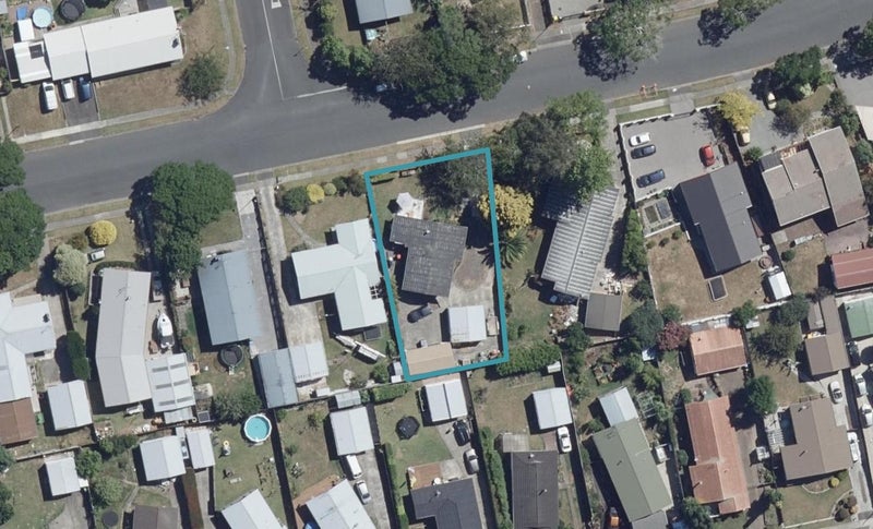 30 Challinor Street, Pukete, Hamilton - Carousel 1
