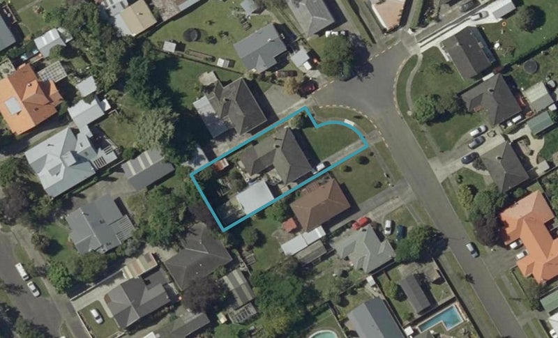 6 Hendon Place, West End, Palmerston North - Carousel 1