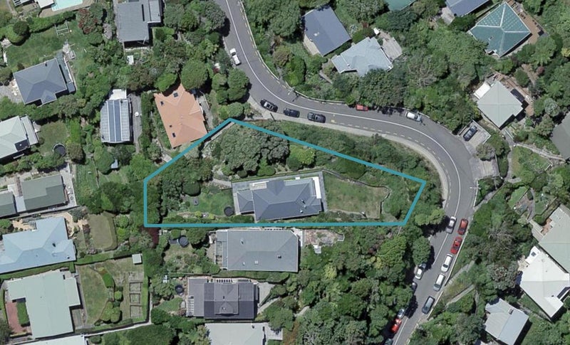 35 Northland Road, Northland, Wellington - Carousel 1