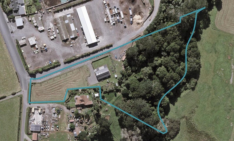 84 Cowling Road, Hurdon, New Plymouth - Carousel 1