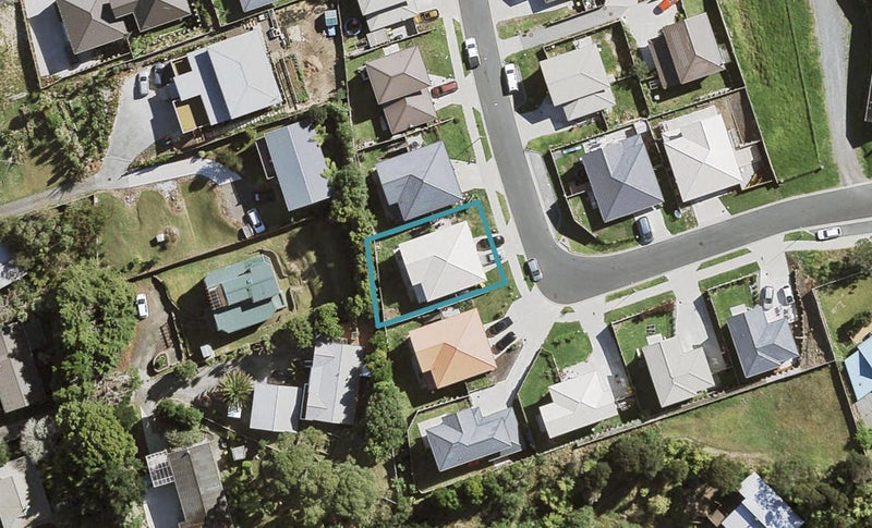 34 Denver Avenue, Sunnyvale, Auckland - Carousel 1
