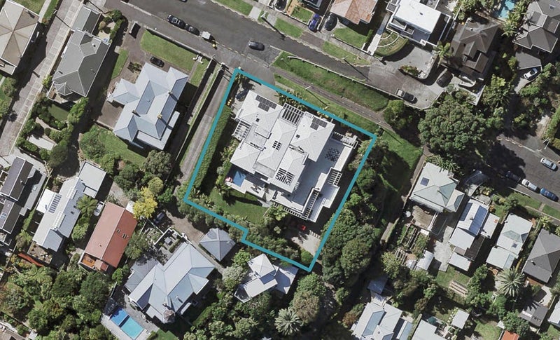3/39 Clarence Street, Devonport, Auckland - Carousel 1