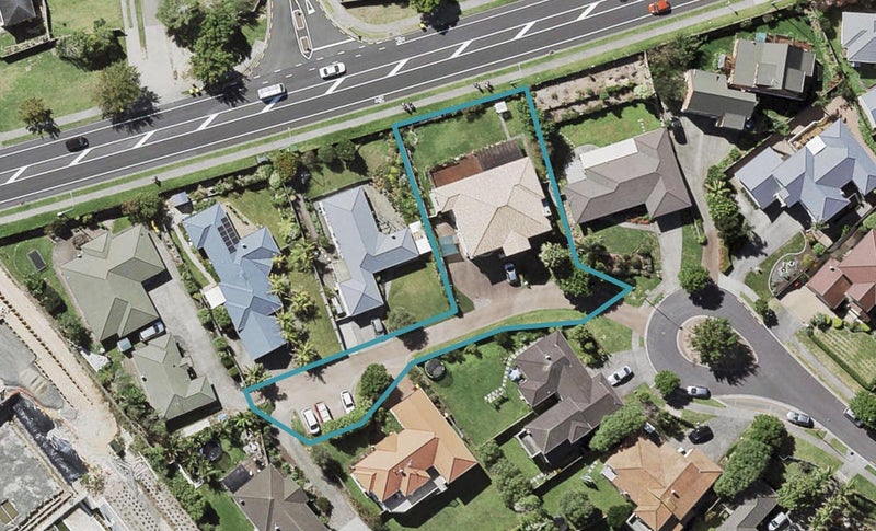 36 Baulcomb Parade, Windsor Park, Auckland - Carousel 1