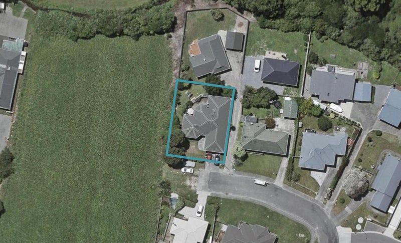 32 Millhaven Place, Otaki - Carousel 1