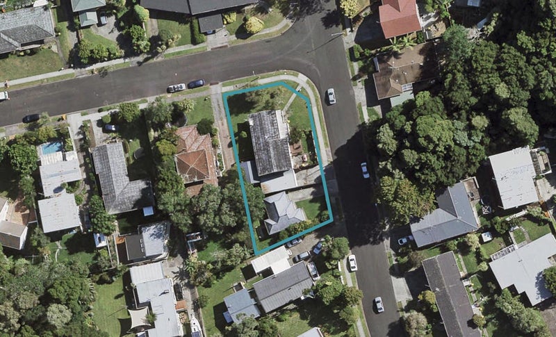 44 Scenic Drive, Hillpark, Auckland - Carousel 1