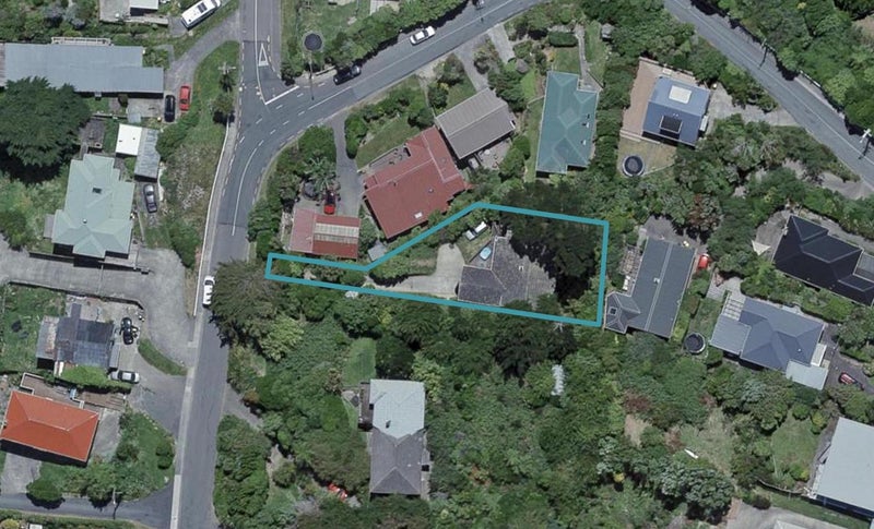 33 Sheridan Terrace, Johnsonville, Wellington - Carousel 1