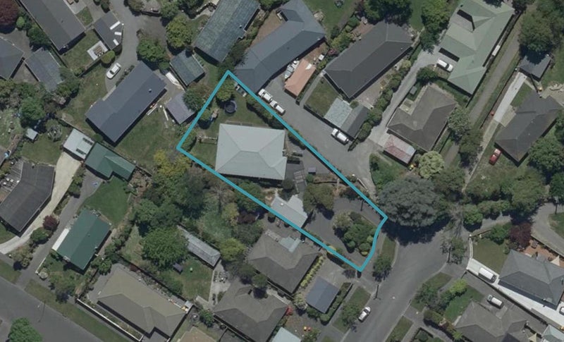 35 Manor Place, Bryndwr, Christchurch - Carousel 1