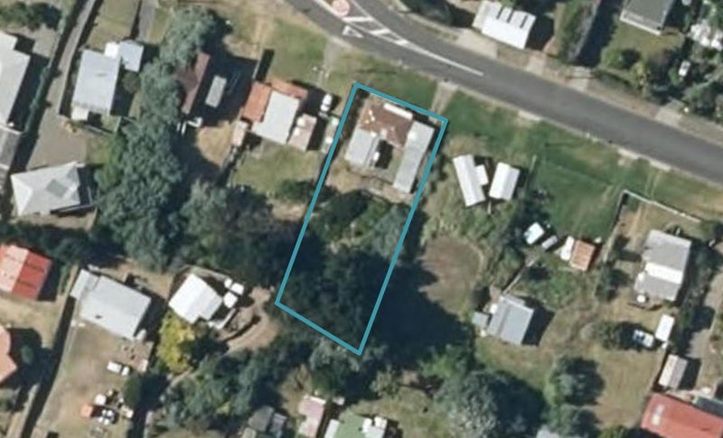 52 Pratt Avenue, Foxton Beach, Foxton - Carousel 1