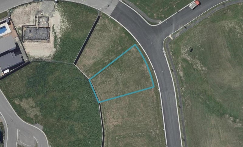 16 Hawkshead Way, Westmorland, Christchurch - Carousel 1
