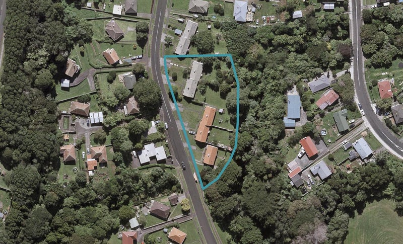 59 Glenpark Avenue, Frankleigh Park, New Plymouth - Carousel 1