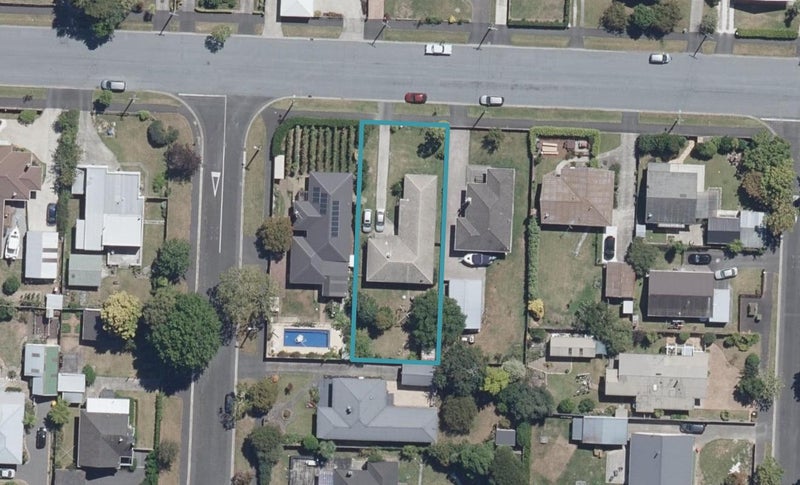 22 East Street, Claudelands, Hamilton - Carousel 1