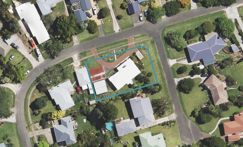 25 Marian Drive, Inner Kaiti, Gisborne - Carousel 1