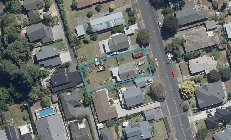 26 Argyle Street, Hamilton East, Hamilton - Carousel 1