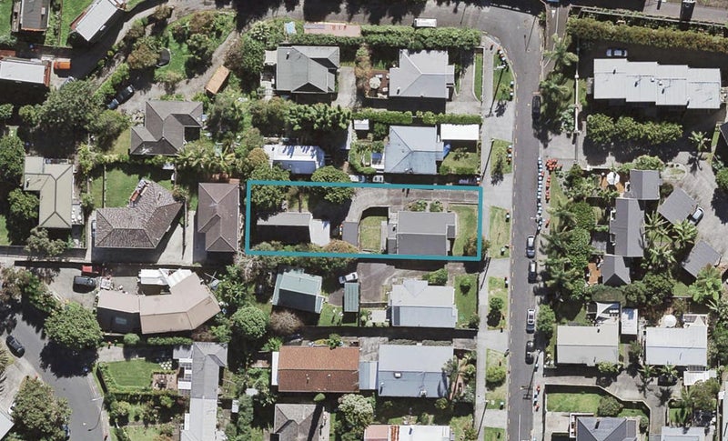 1/84 School Road, Morningside, Auckland - Carousel 1