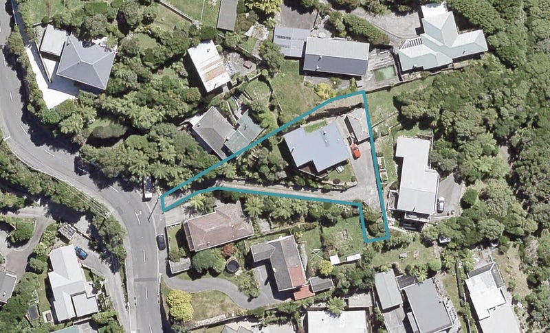 40 Maungaraki Road, Korokoro, Lower Hutt - Carousel 1