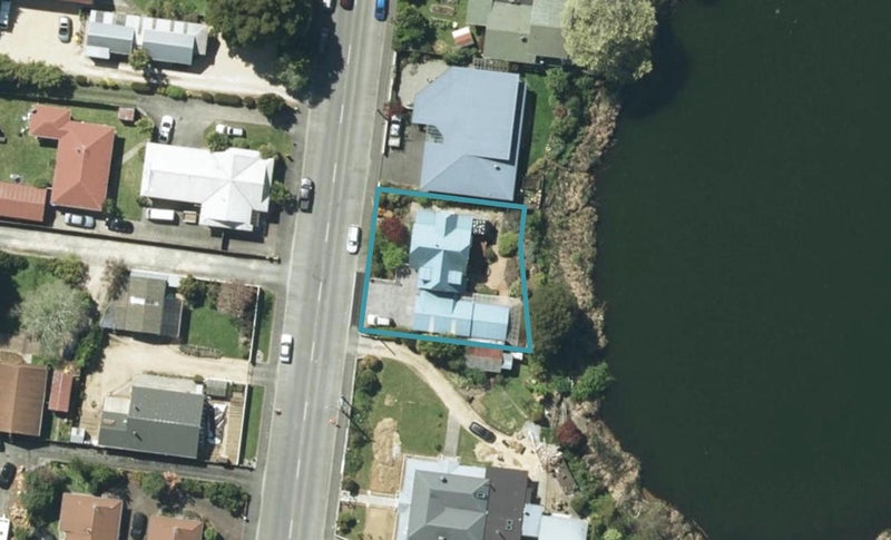 150 Commercial Street, Takaka - Carousel 1