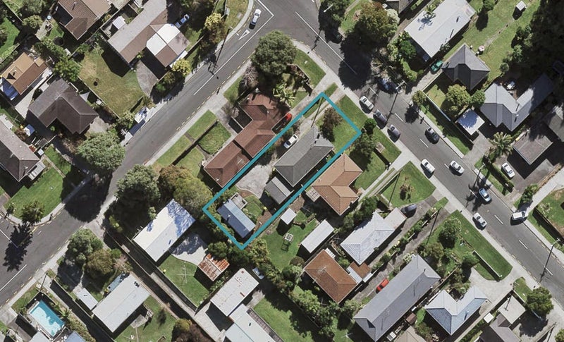 28 Hillcrest Avenue, Hillcrest, Auckland - Carousel 1