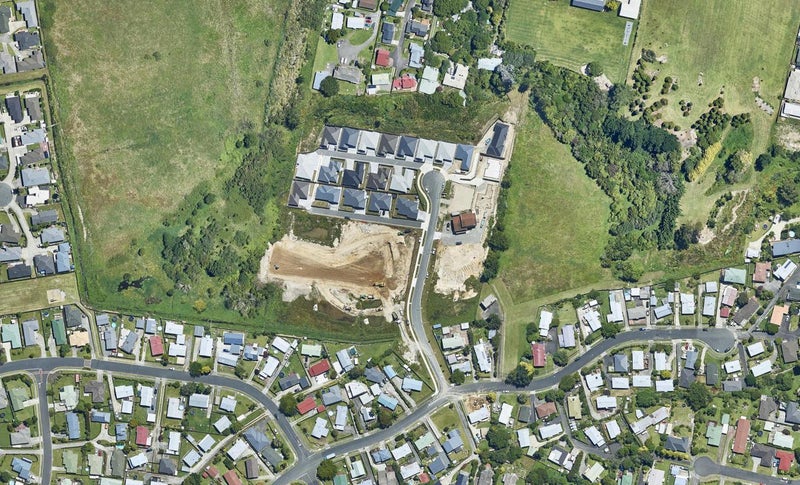4 Harapa Way, Brookfield, Tauranga - Carousel 1