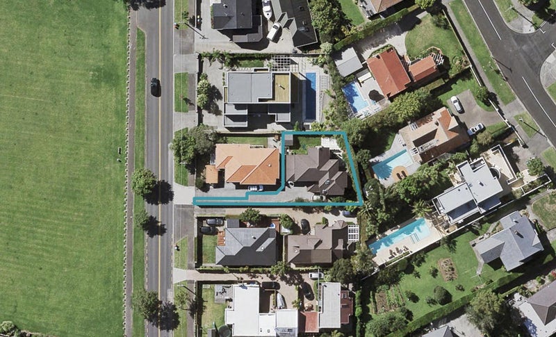 88A Patteson Avenue, Mission Bay, Auckland - Carousel 1