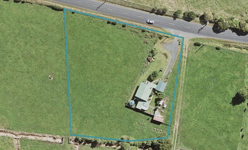 1852 Hunua Road, Papakura - Carousel 1
