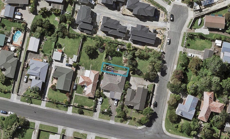 6/14 Ayr Road, Pakuranga, Auckland - Carousel 1