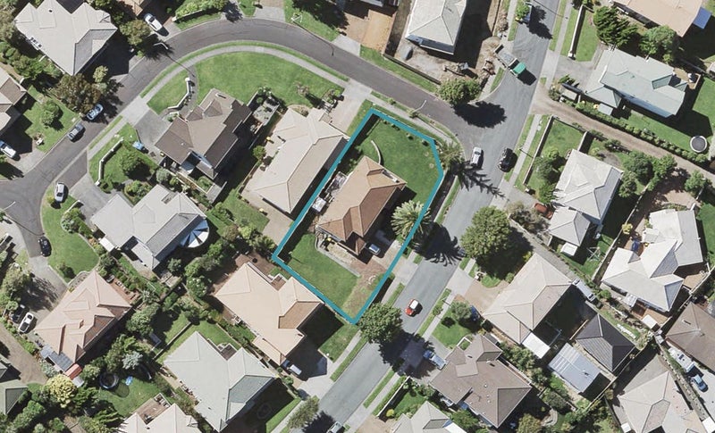 68 Edendale Road, Somerville, Manukau - Carousel 1